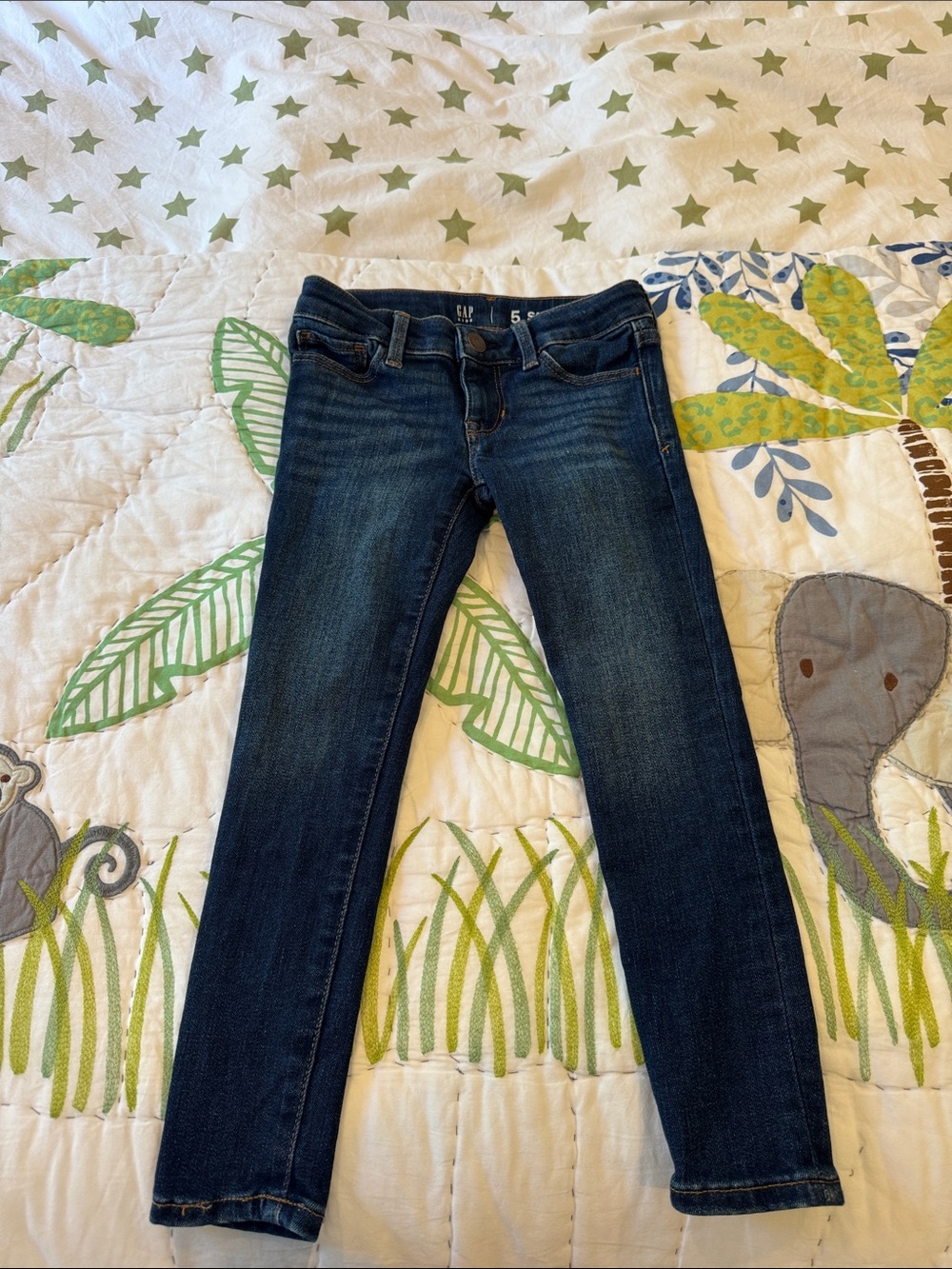 GAP Women’s Skinny Jeans in Dark Indigo